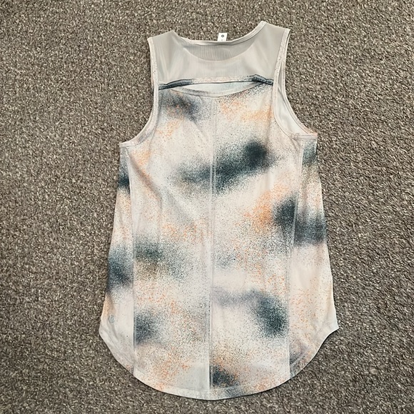 Lululemon sculpt tank top. 0 - Picture 6 of 7